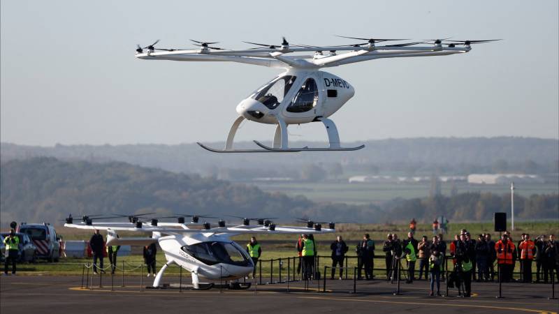 Аэротакси Volocopter впервые полетало рядом с другим воздушным транспортом
