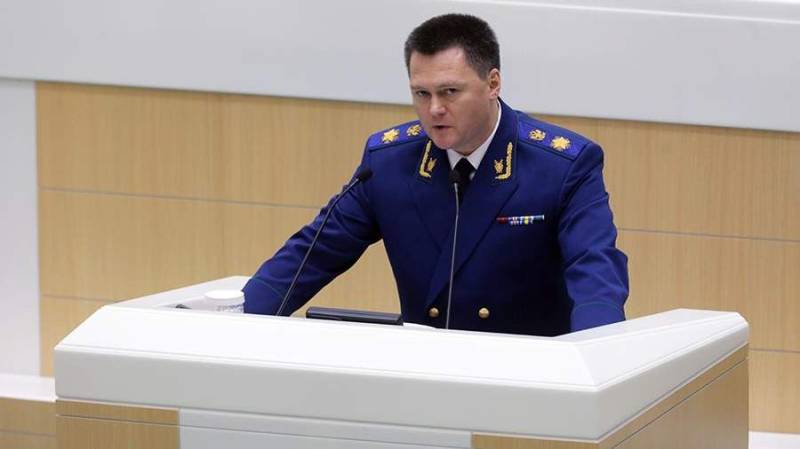 Генпрокурор РФ доложил Путину о возбуждении дела о попытке вооруженного мятежа