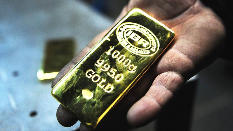 Шестеро арестованы и трое в розыске по делу о крупнейшей в истории Канады краже золота