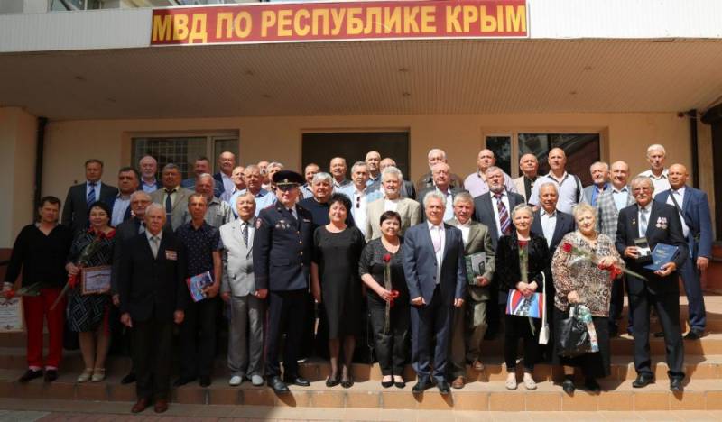В преддверии Дня ветеранов в МВД по Республике Крым состоялись торжественные мероприятия