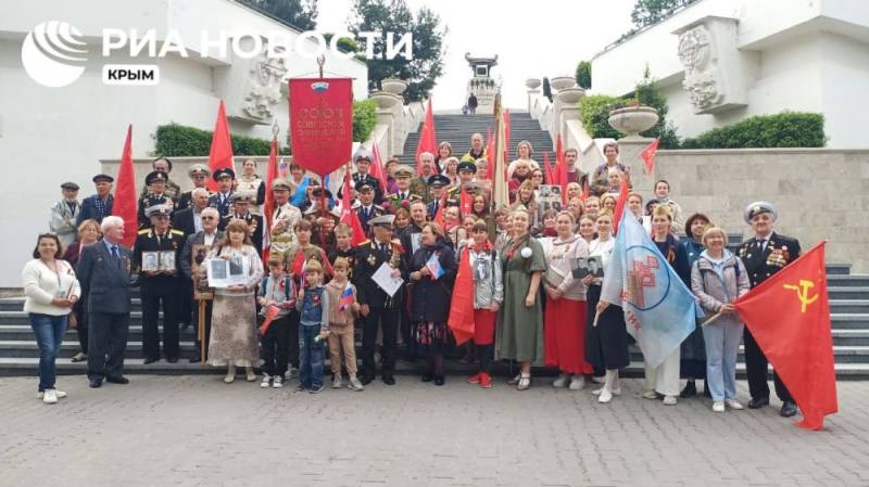 В Севастополе начали праздновать 80-летие освобождения города и День Победы