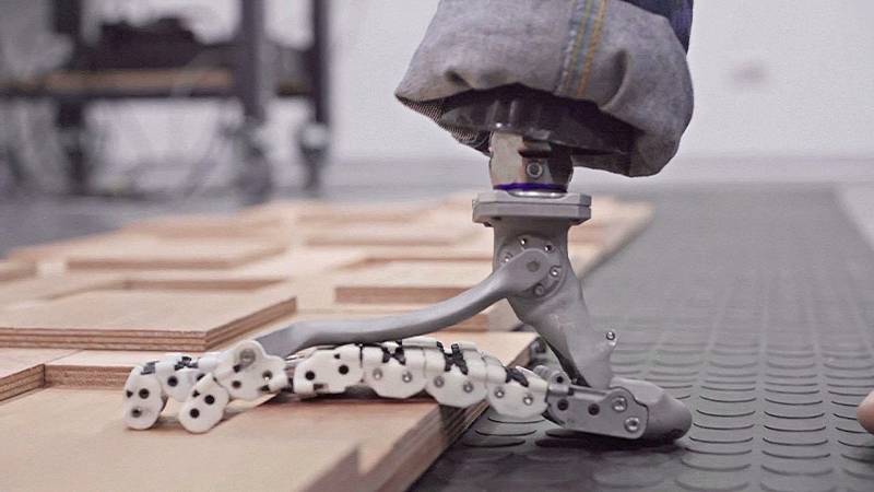 Бионическую «emstrongмягкую»/em/strong стопу разработали в Италии