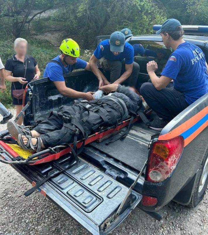 Женщина упала в овраг в районе пещерного города Чуфут-Кале