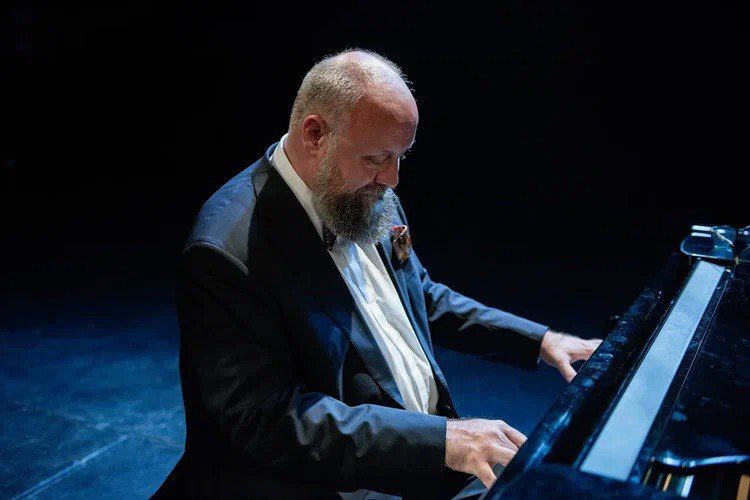 Севастопольский театр оперы и балета представляет заключительный концерт цикла вечеров камерной музыки «Музыкальные истории»