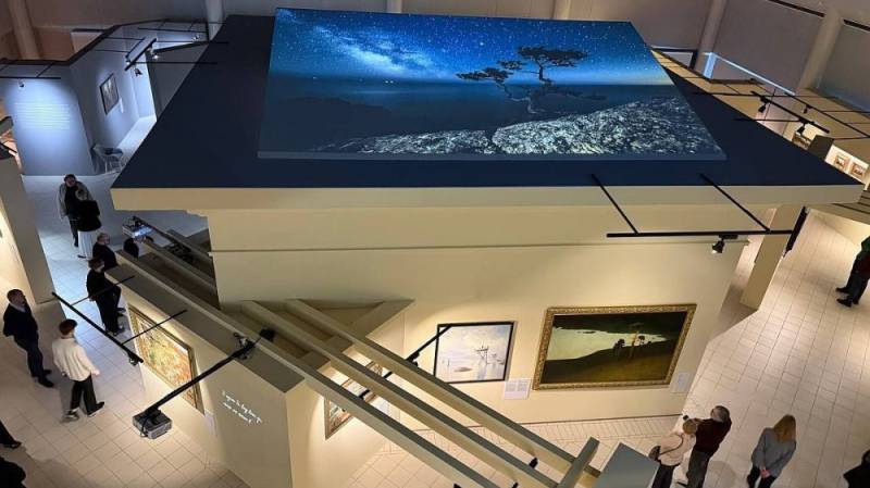 Уникальные экспонаты Ялтинского музея представили на выставке в Москве Уникальные экспонаты Ялтинского музея представили на выставке в Москве