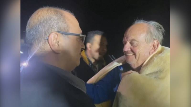 Ещё 5 человек спасли с затонувшей туристической лодки у берегов Египта