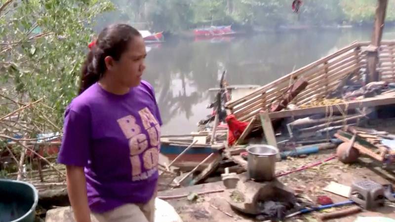 Филиппины приходят в себя после удара супертайфуна «Ман-Йи»