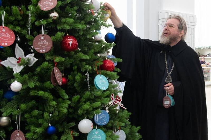 В Севастополе - акция «Ёлка желаний»