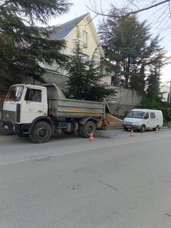 Водоканал: В декабре, в декабре. Все деревья в серебре