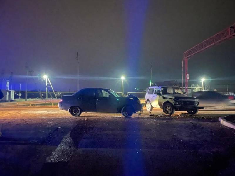 Сотрудники полиции в Ленинском районе проводят проверку по факту ДТП, в котором пострадали пять человек