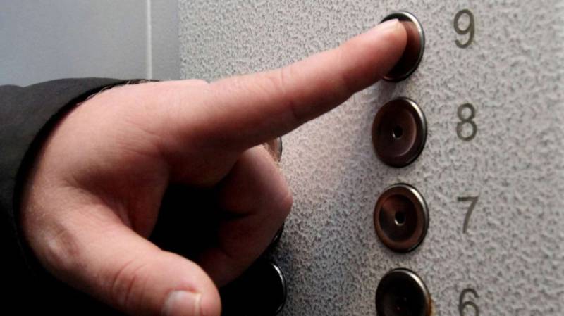 Дело о падении лифта в многоэтажке Севастополя – Бастрыкин требует доклад