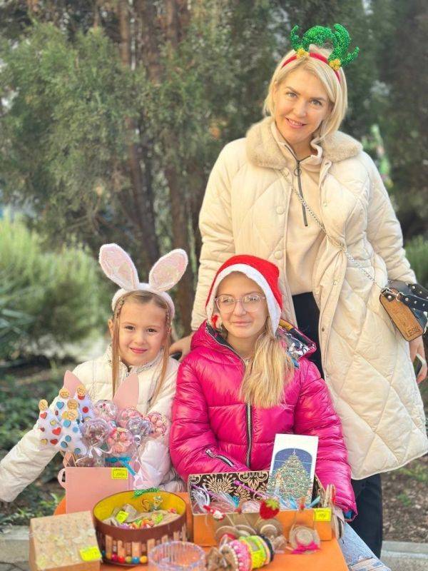 В Балаклавской доме детского и юношеского творчества отметили День рождения семейной ярмарки «Домик у моря»