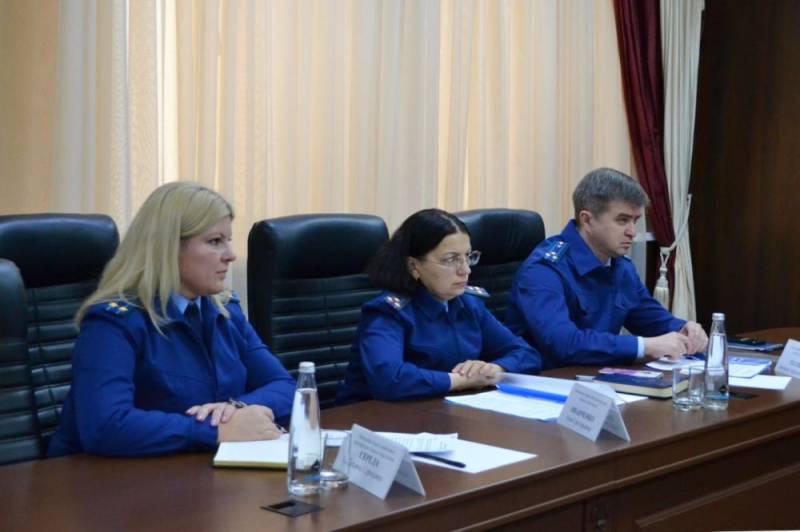 Прокурор города Севастополя Андрей Шевцов провел личную встречу с предпринимателями