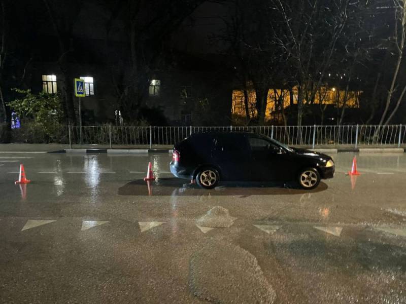 ДТП с пострадавшим 75-летним пешеходом на улице Крестовского