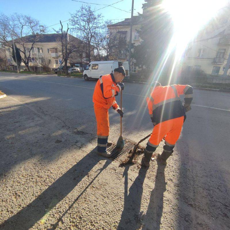 Водоканал: В декабре, в декабре. Все деревья в серебре