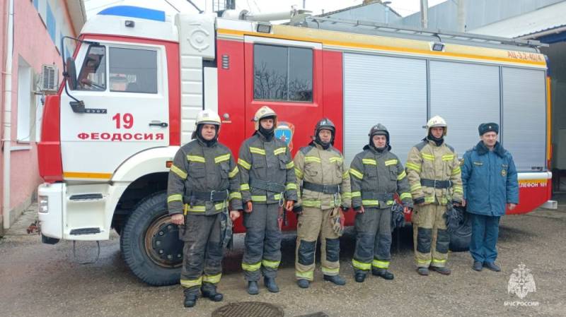 Утро с запахом гари: на пожаре в Феодосии спасли человека Утро с запахом гари: на пожаре в Феодосии спасли человека