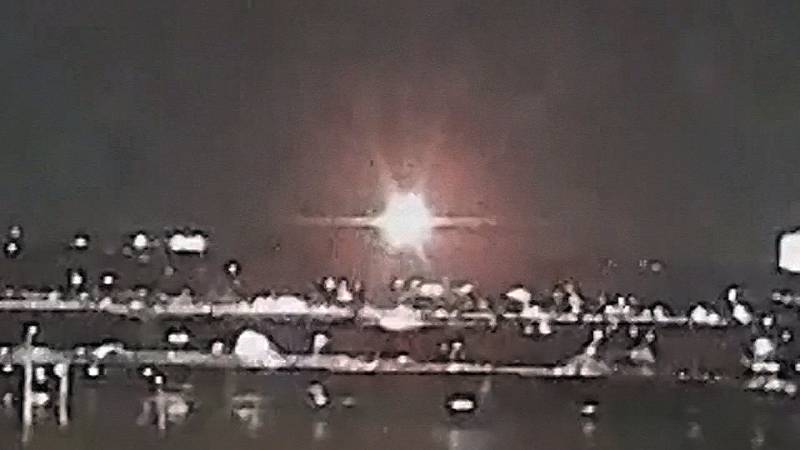 В реке Вашингтона ищут тела погибших после столкновения самолёта и вертолёта