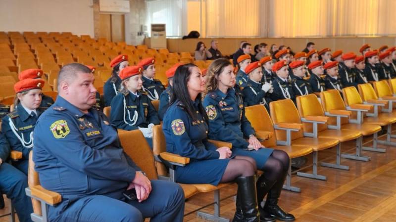 День кадета России в Главном управлении МЧС России по Республике Крым