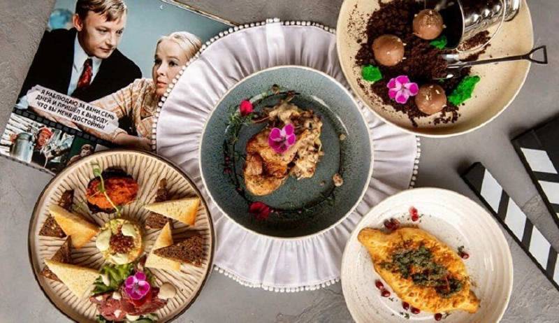 Вкусно, как в кино: в Севастополе проходит гастрофест «Крым на тарелке» Вкусно, как в кино: в Севастополе проходит гастрофест «Крым на тарелке»