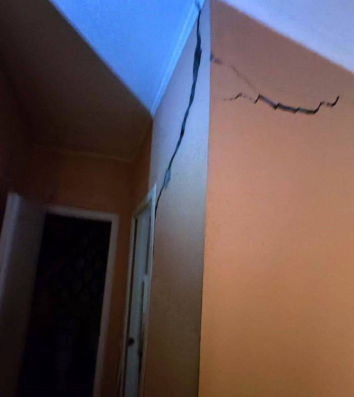 Прокуратура Крыма организовала проверку по информации о ненадлежащем состоянии многоквартирного дома по улице Северной в поселке Форос