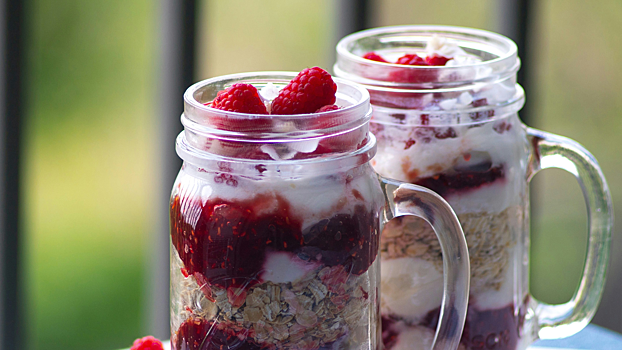 Ученые назвали завтрак, способный спасти от рака кишечника