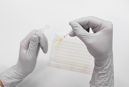 Исследователи научились быстро выявлять гербицид в свежевыжатых соках