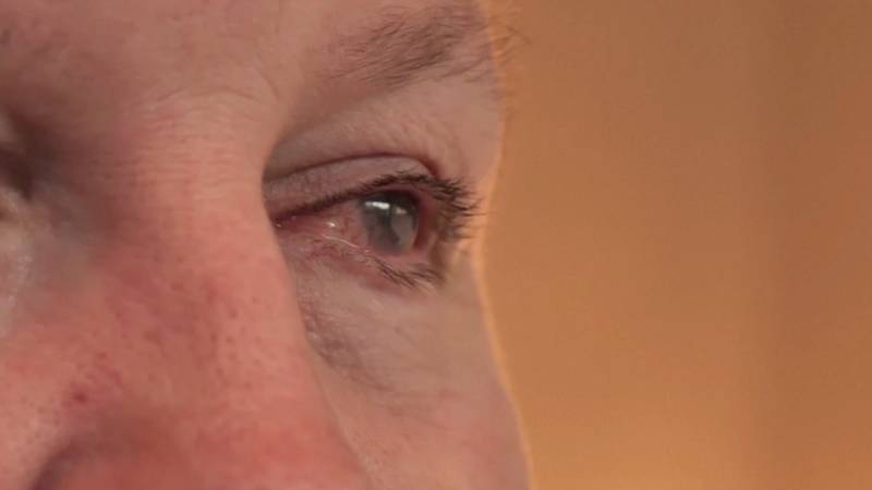 Трансплантат плаценты помогает вернуть зрение мужчине, которого облили кислотой