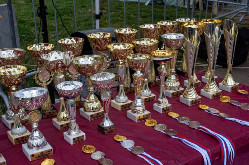 Более 500 жителей Республики Крым, Севастополя и других регионов России приняли сегодня участие в Симферопольском полумарафоне