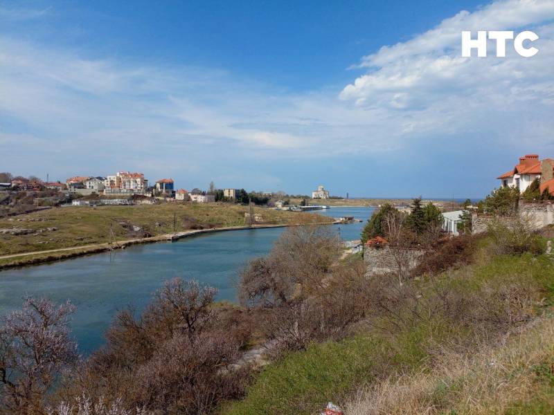 Весна приходит тихо — в деталях, в красках, в настроении Весна приходит тихо — в деталях, в красках, в настроении