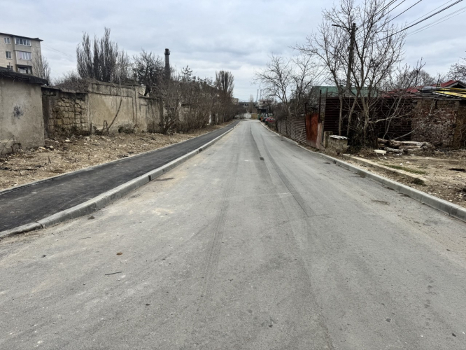 В Севастополе завершен ремонт дороги на улице Баумана В Севастополе завершен ремонт дороги на улице Баумана