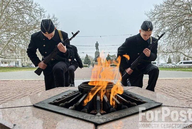 В Севастополе возродили знак «Отличник. Пост № 1»