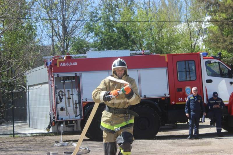 В ГКУ РК "Пожарная охрана Республики Крым" определили лучшего пожарного!