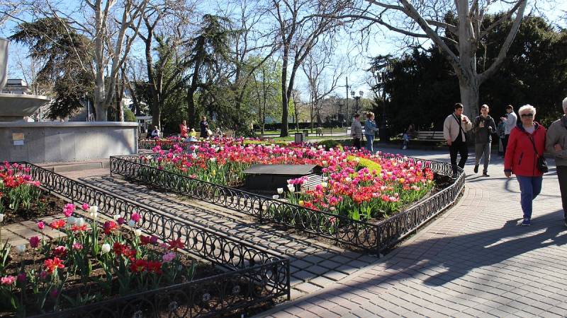 Ялта и Севастополь попала в топ-10 популярных направлений для поездок на Пасху Ялта и Севастополь попала в топ-10 популярных направлений для поездок на Пасху