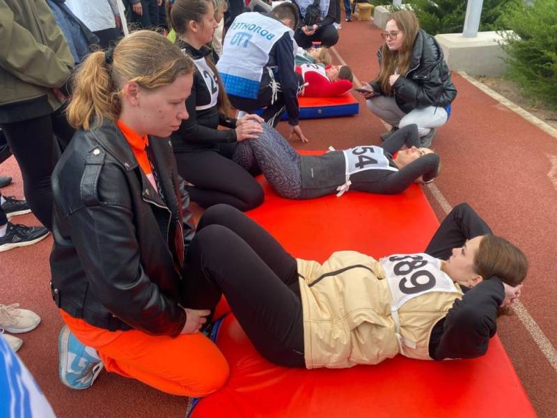 Более 340 севастопольцев стали участниками фестиваля ГТО среди трудовых коллективов и госслужащих Севастополя