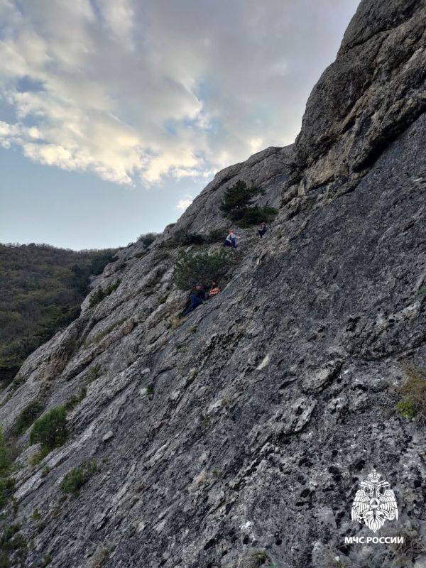 Оказали помощь в горах ГО Феодосия