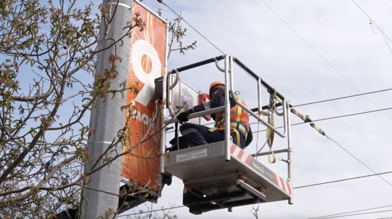 На проспекте Победы установили баннеры «9 мая»