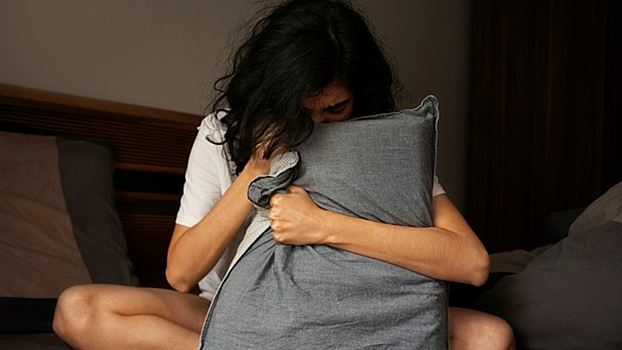 Ученые обнаружили неожиданный вред бессонницы и снотворных