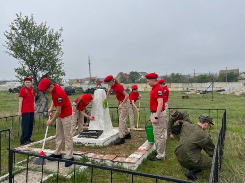 Благоустройство памятника неизвестному