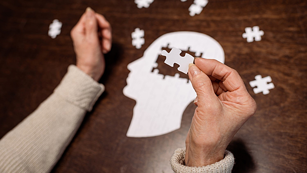 Назван фактор, который снижает риск развития деменции