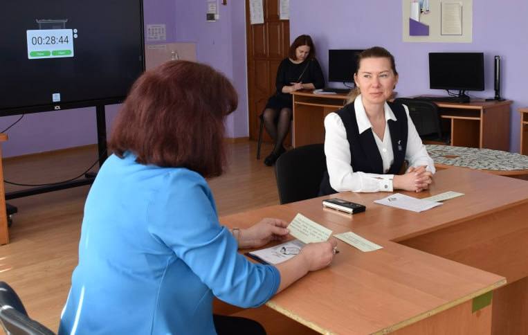 Продолжается региональный этап конкурса «Учитель года – 2025» Продолжается региональный этап конкурса «Учитель года – 2025»