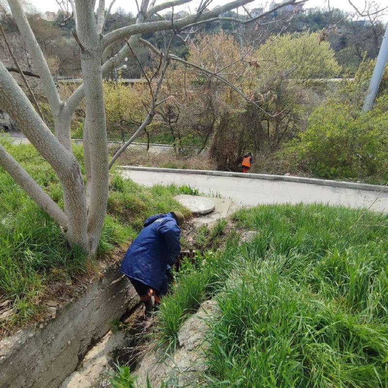 Водоканал: Красота! Весна! Ливнёвка!. Фото Николая Ерёмина на ул.Ревякина, ул.3-я Бастионная, ул.Подольцева, ул.Генерала Родионова