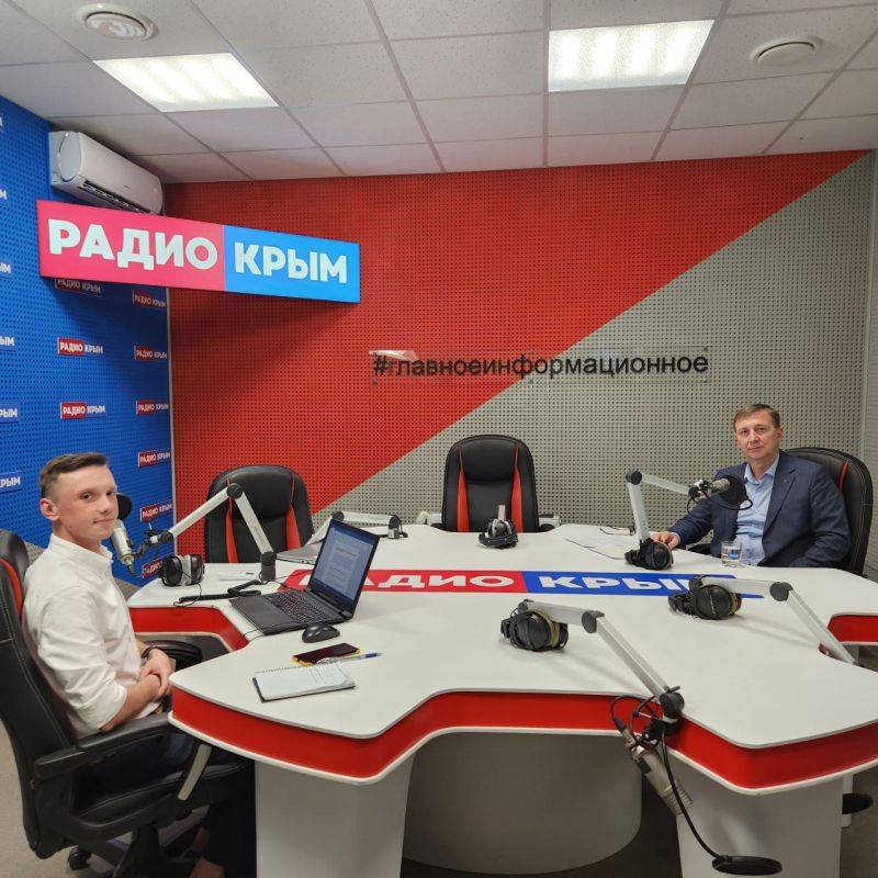 7 мая министерством будет проведен автопробег пожарно – спасательной техники с символикой Победы по маршрутам, связанным с освобождением Крыма