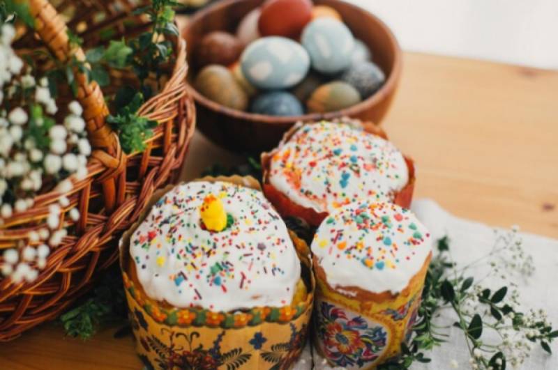 Алексей Ерёменко: Поздравляю со Светлым праздником Пасхи!