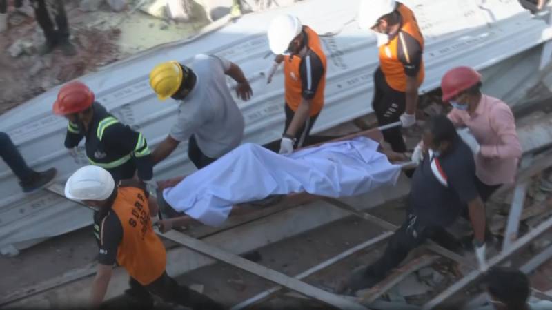 Взрыв на фабрике петард в Индии: 18 погибших