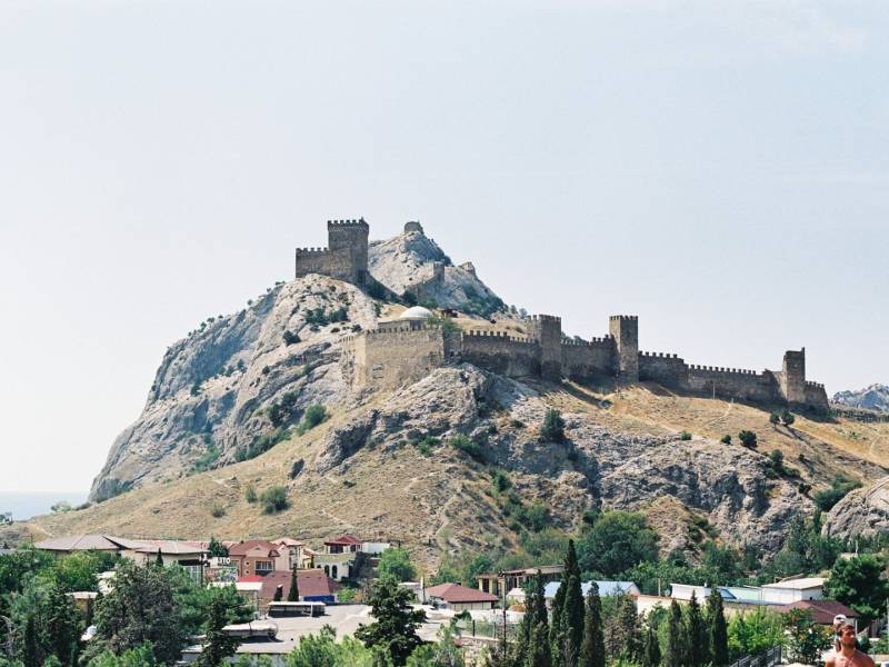 ВСУ попытались ударить по Крыму десятками ракетами ВСУ попытались ударить по Крыму десятками ракетами