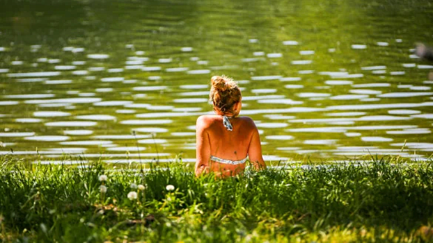 Выяснено, как рак кожи развивается у мужчин и женщин