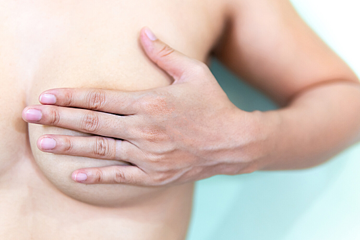 Стало известно, у каких женщин риск развития рака груди втрое выше