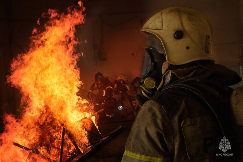 Газодымозащитной службе пожарной охраны исполняется 92 года Газодымозащитной службе пожарной охраны исполняется 92 года