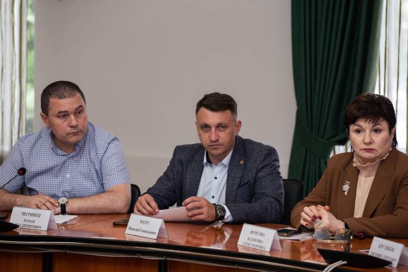 Сегодня в МВД по Республике Крым состоялось заседание Общественного совета при Министерстве