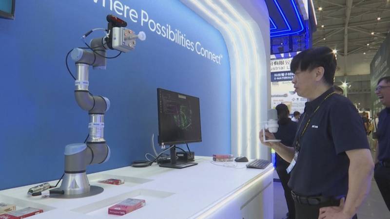 Роботы, чипы и процессоры: в Тайбэе проходит выставка Computex